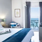 Riviera Hotel Xylokastro